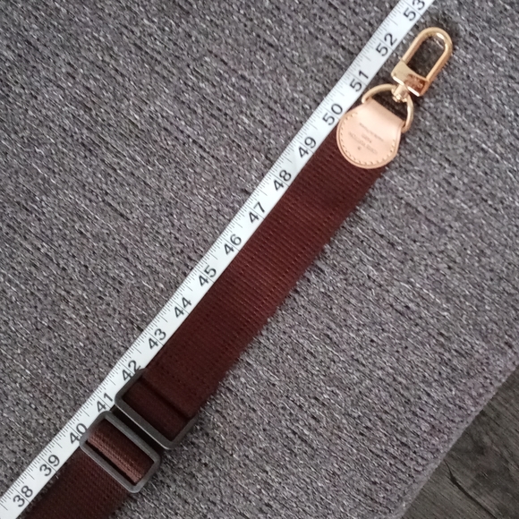 🔴SOLD🔴👜RARE Louis Vuitton👜 - Adjustable Canvas Shoulder Strap - Picture 15 of 16